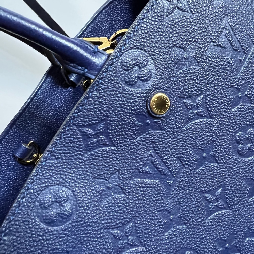 Louis Vuitton Montaigne GM Empreinte Leather with detachable strap. - Picture 14 of 14